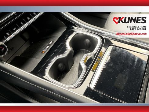 Used 2026 Chevrolet Traverse High Country AWD/4WD image 29