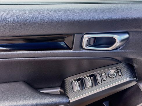 Certified 2024 Honda Civic Sport Touring image 17