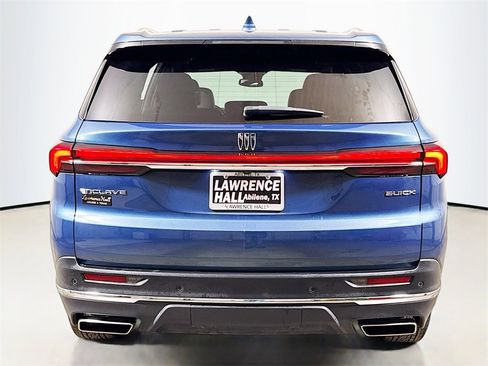 Used 2025 Buick Enclave Preferred image 5