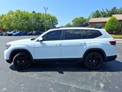 Used 2022 Volkswagen Atlas SE FWD image 17