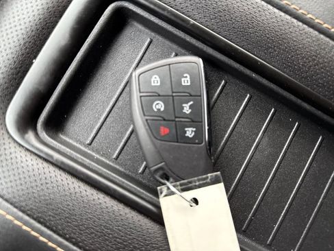 Certified 2024 GMC Yukon AT4 w/ Technology Package AWD/4WD image 24