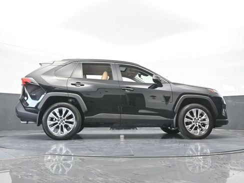 Used 2025 Toyota RAV4 XLE Premium FWD image 64