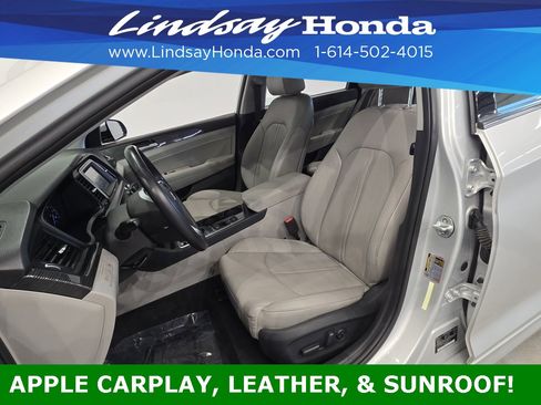 Used 2019 Hyundai Sonata Limited w/ Winter Weather Package image 10