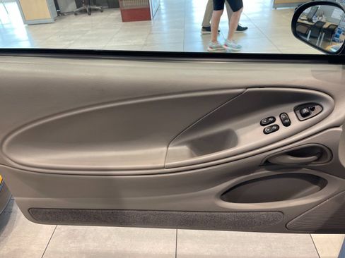 Used 2000 Ford Mustang GT image 13