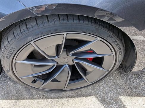 Used 2024 Tesla Model 3 Performance AWD/4WD image 9