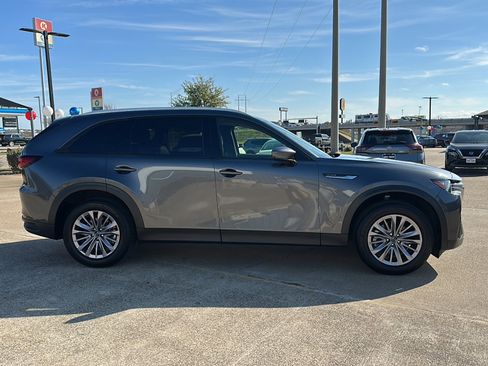 Used 2025 MAZDA CX-90 3.3 Turbo w/ Preferred Package image 9