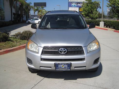 Used 2011 Toyota RAV4 2WD w/ Upgrade Value Pkg image 38