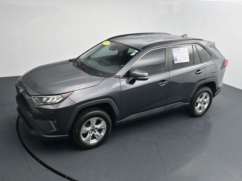 Used 2021 Toyota RAV4 XLE AWD/4WD image 22