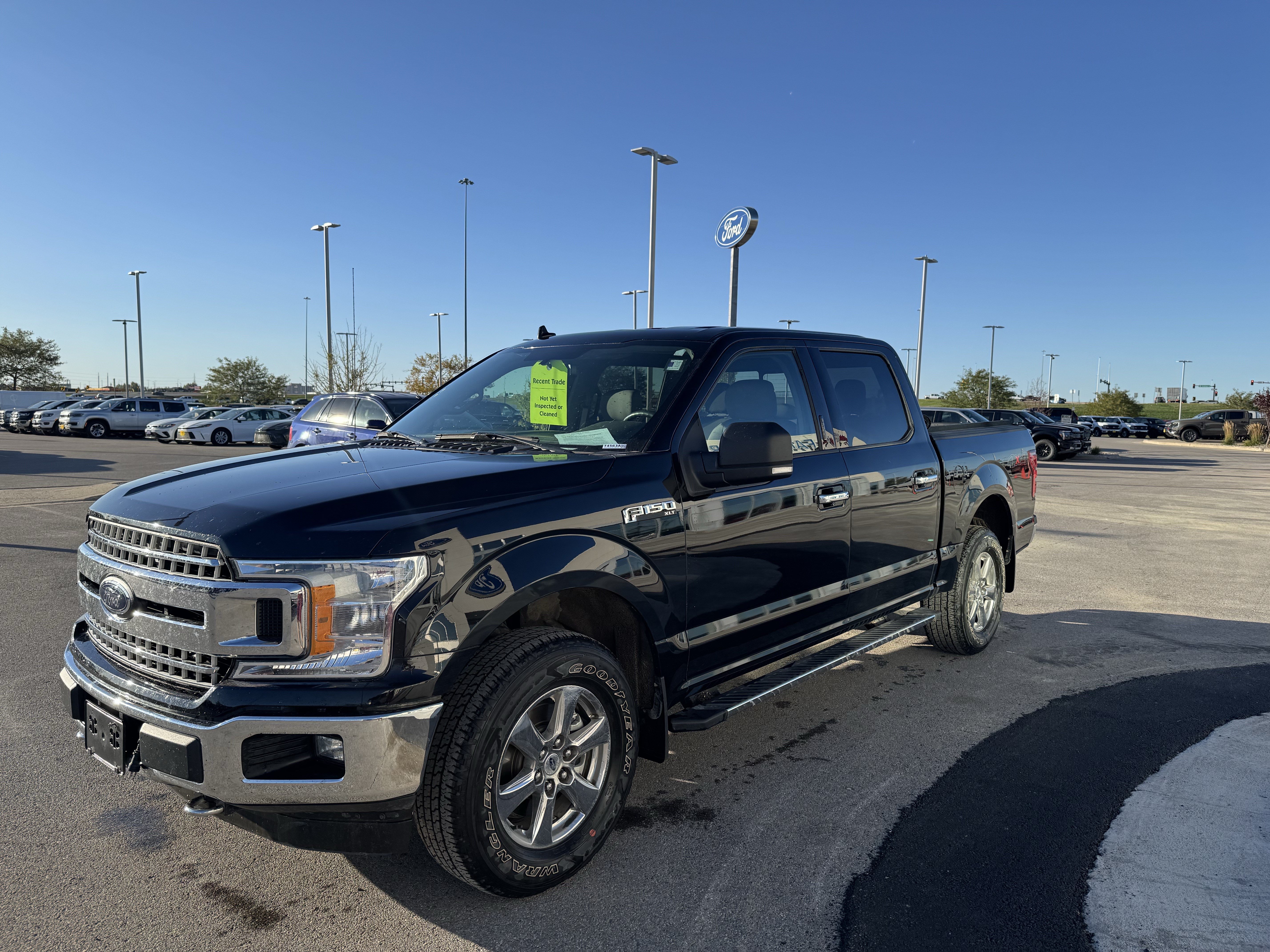 Used 2018 Ford F150 XLT w/ Equipment Group 302A Luxury AWD/4WD image 3