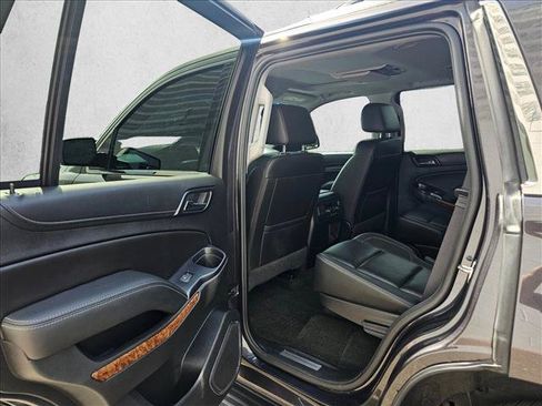 Used 2018 Chevrolet Tahoe Premier AWD/4WD image 14