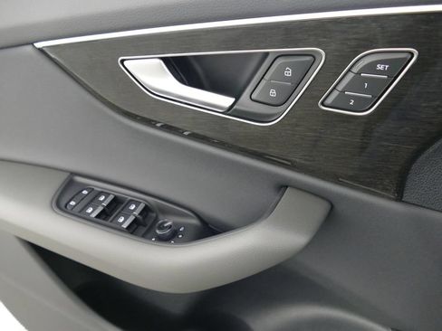 New 2026 Audi Q8 Premium AWD/4WD image 12