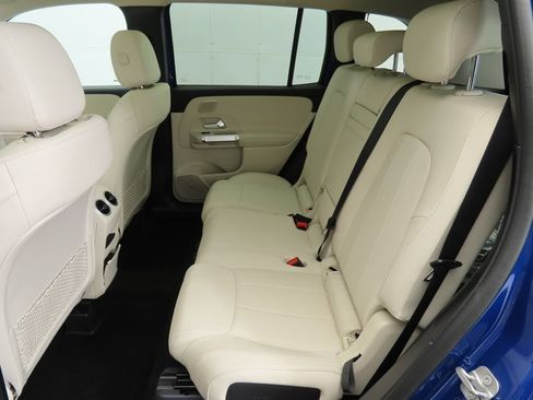 New 2026 Mercedes-Benz GLB 250 GLB 250 image 21