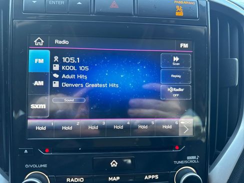 Used 2020 Subaru Ascent Limited w/ Technology Package image 19