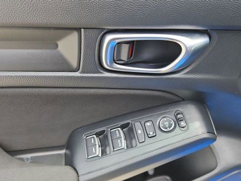 Used 2025 Honda Civic Sport image 22
