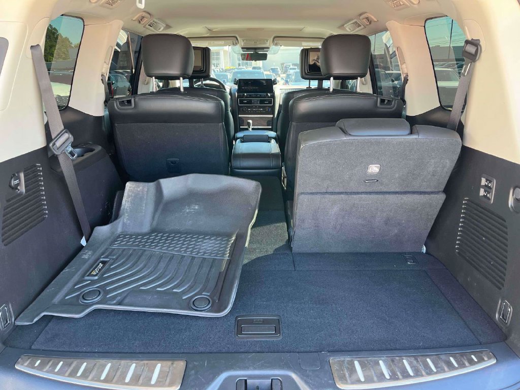 Used 2021 Nissan Armada Platinum w/ Captain's Chairs Package AWD/4WD image 9