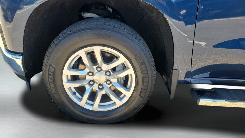 Used 2022 Chevrolet Silverado 1500 LT AWD/4WD image 26