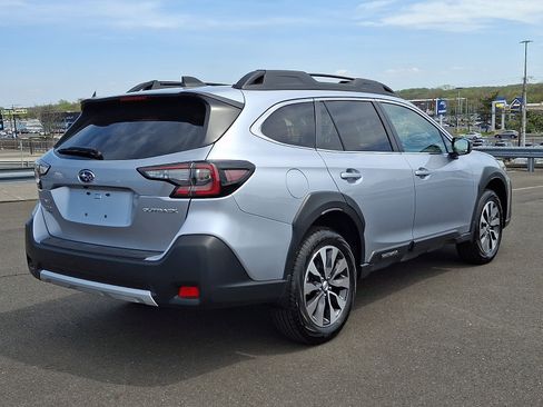 Certified 2025 Subaru Outback Limited image 6