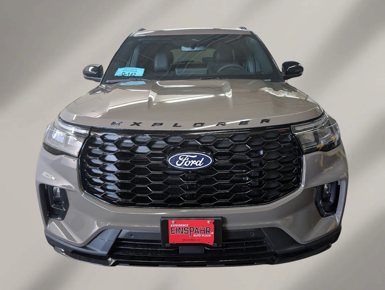 New 2027 Ford Explorer ST-Line w/ Premium Package AWD/4WD image 3