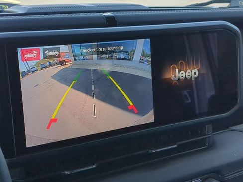 Used 2024 Jeep Wrangler Sahara w/ Technology Group image 21