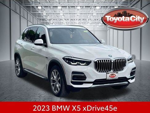 Used 2023 BMW X5 xDrive45e AWD/4WD image 1