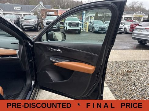 Used 2024 Cadillac XT4 Sport AWD/4WD image 51