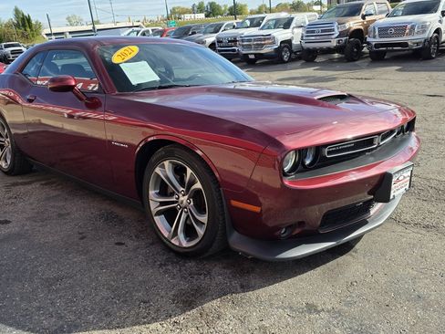 Used 2021 Dodge Challenger R/T image 4