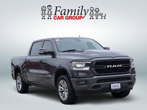Used 2019 RAM 1500 Laramie w/ Sport Appearance Package AWD/4WD image 2