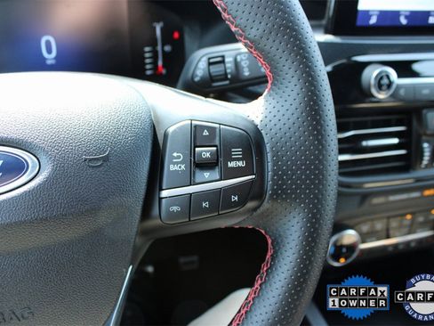 Used 2024 Ford Escape ST-Line w/ Cold Weather Package image 32