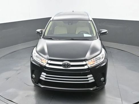 Used 2017 Toyota Highlander XLE FWD image 32