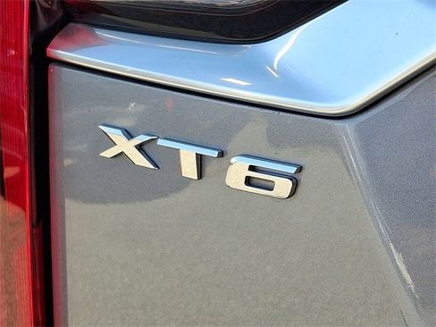 Used 2020 Cadillac XT6 Premium Luxury image 29