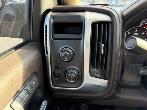 Used 2014 GMC Sierra 1500 SLT w/ SLT Crew Cab Value Package AWD/4WD image 21