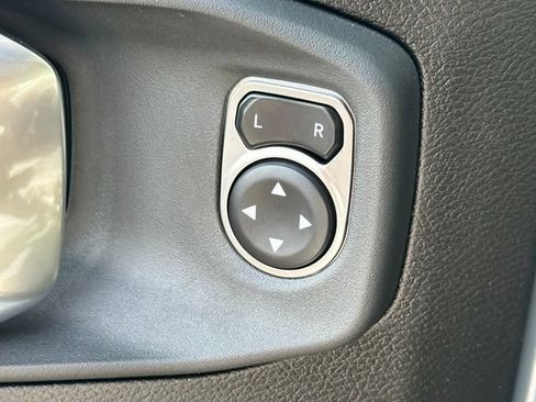 Used 2024 Jeep Wrangler Unlimited Sport AWD/4WD image 26