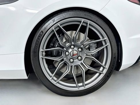 Used 2023 Chevrolet Corvette Z06 w/ Stealth Interior Trim Package RWD image 11