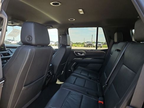 Used 2024 Chevrolet Tahoe LT AWD/4WD image 17