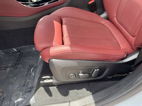 Certified 2024 BMW X4 M40i w/ Premium Package AWD/4WD image 15