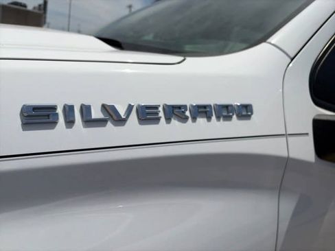 Used 2023 Chevrolet Silverado 1500 LT AWD/4WD image 7