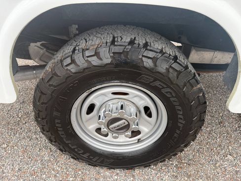 Used 2020 Ford F250 XL w/ Power Equipment Group image 13