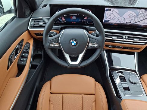 Certified 2023 BMW 330i xDrive Sedan AWD/4WD image 11