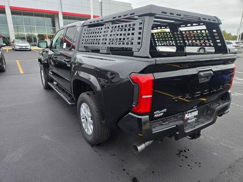 New 2025 Toyota Tacoma SR5 image 4