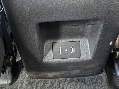 Certified 2025 Hyundai Santa Cruz SEL image 17