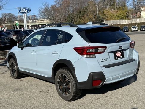 Certified 2022 Subaru Crosstrek 2.0i Premium w/ Moonroof Package image 8