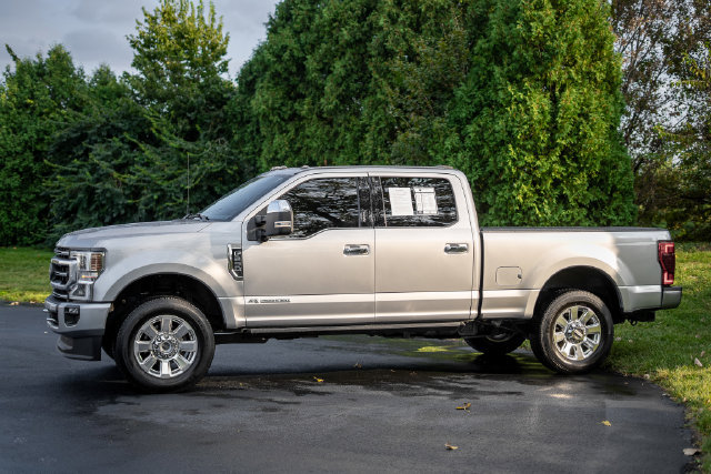 Used 2021 Ford F250 4x4 Crew Cab Super Duty image 9