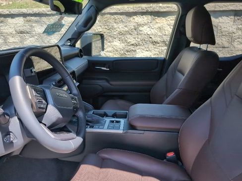 Used 2025 Toyota Land Cruiser w/ Premium Package AWD/4WD image 13