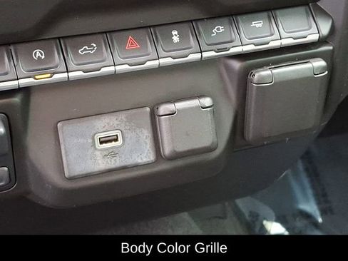 Used 2020 Chevrolet Silverado 1500 Custom w/ Custom Value Package image 30