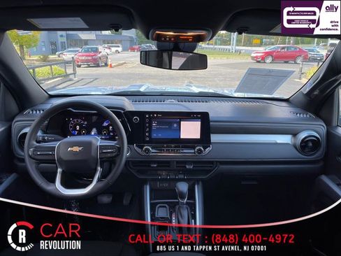 Used 2024 Chevrolet Colorado LT RWD image 33