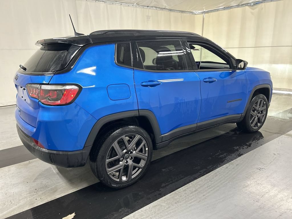 New 2025 Jeep Compass Limited w/ Sun & Sound Group AWD/4WD image 2