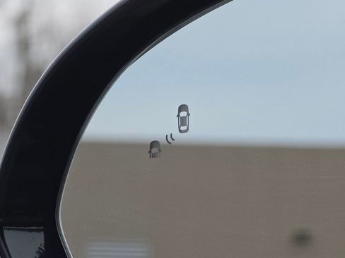 Used 2021 Kia Niro EX w/ Cold Weather Package image 7