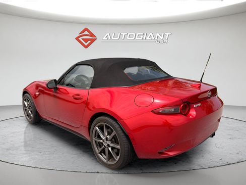 Used 2017 MAZDA MX-5 Miata Grand Touring RWD image 15