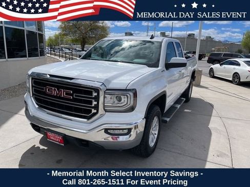 Used 2019 GMC Sierra 1500 SLE w/ SLE Value Package AWD/4WD image 2