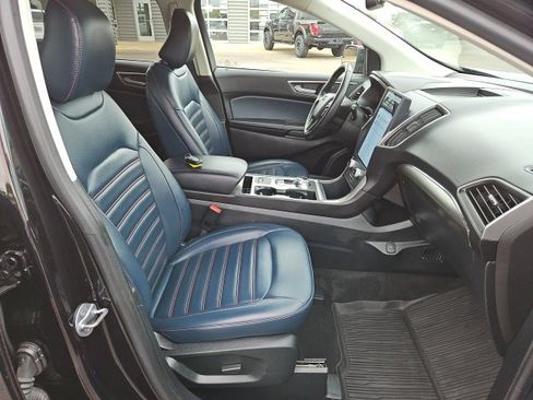 Certified 2022 Ford Edge SEL w/ Sport Appearance Package image 10